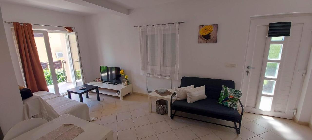 Apartmani Tomislav Крк Екстер'єр фото